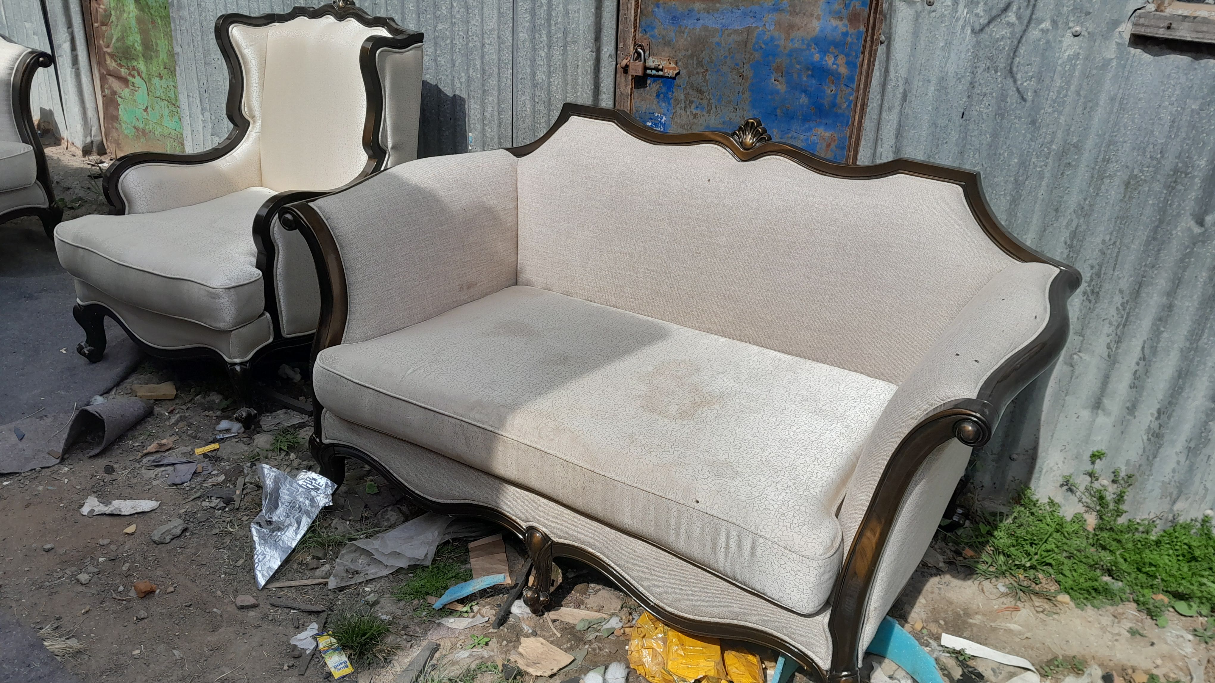 Sofa before restoration
